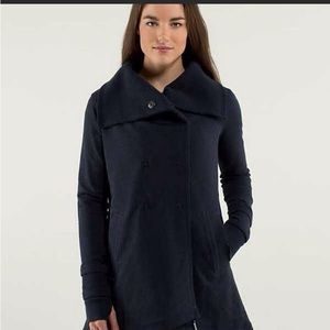 Lululemon Gratitude Wrap | Black Swan | 6